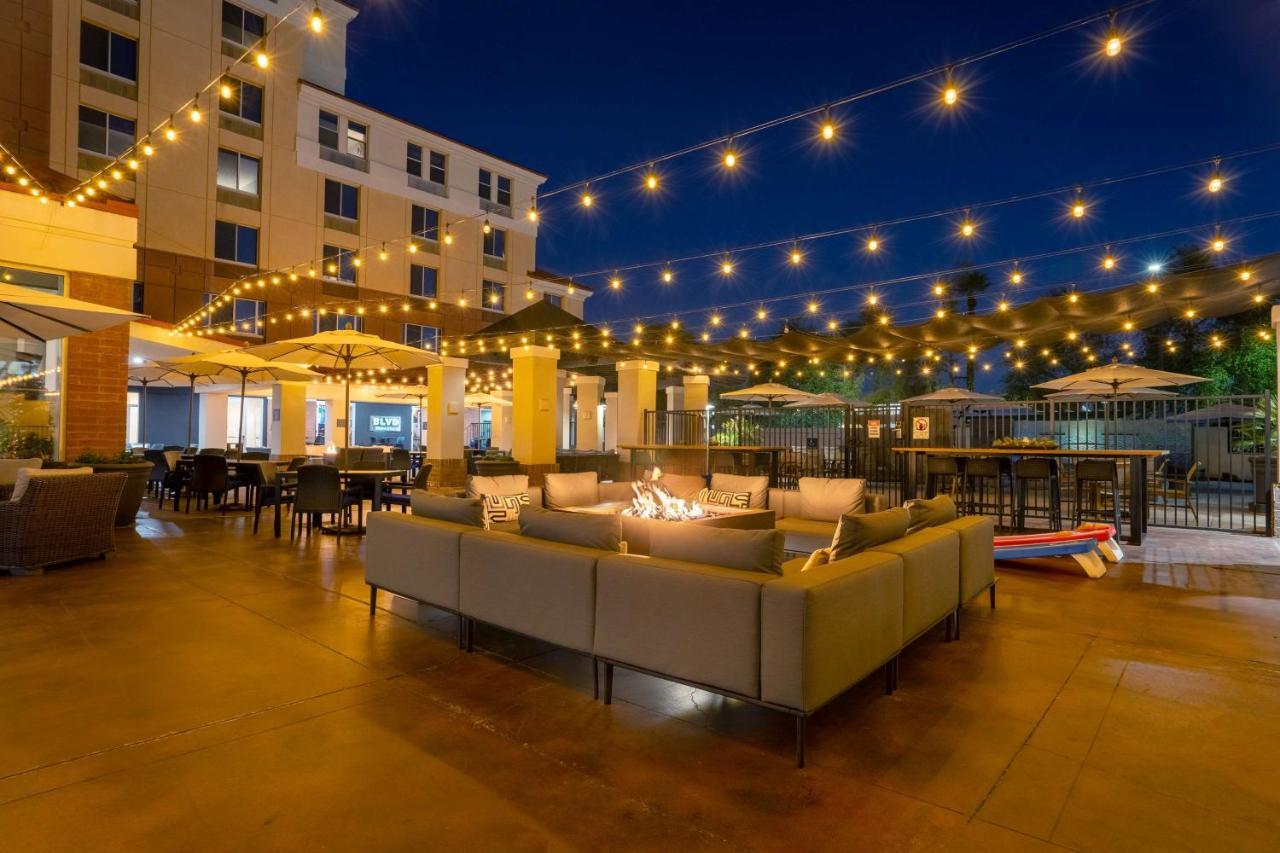 Hilton Garden Inn Scottsdale Old Town Exterior foto